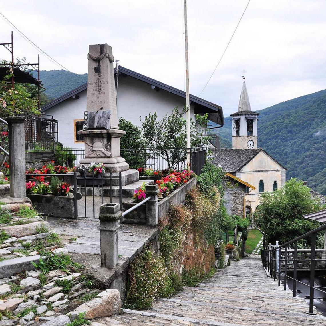 B&B La Locanda Del Cinghiale Aurano Luaran gambar